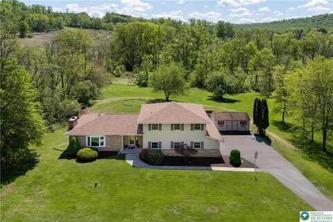4015 Lower Saucon Road, Shamokin, PA 18055
