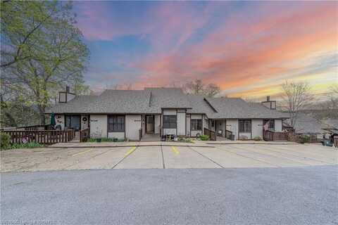 88 Beaver DR, Holiday Island, AR 72631
