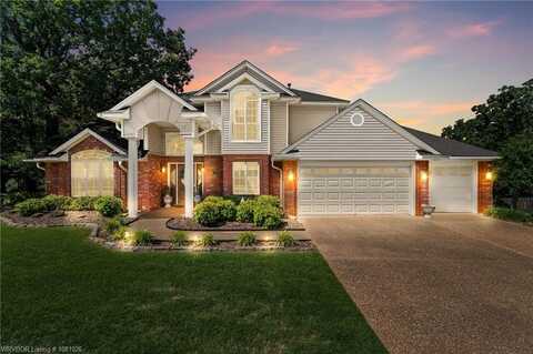 1309 Valley View ST, Van Buren, AR 72956