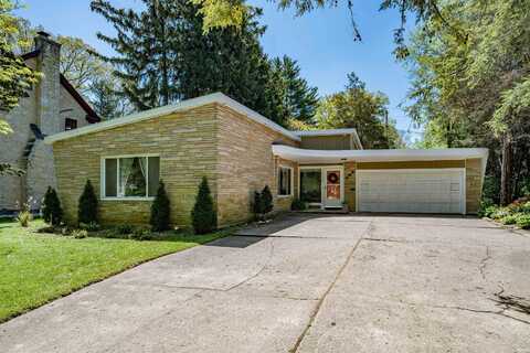1305 W Rudisill Boulevard, Fort Wayne, IN 46807