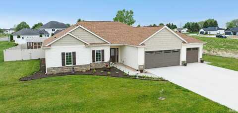 201 Thoroughbred Lane, Auburn, IN 46706