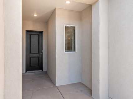 6845 Sydney Drive NE, Rio Rancho, NM 87144