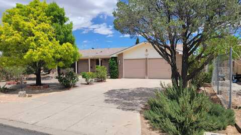 4629 RAINBOW Street NW, Albuquerque, NM 87114