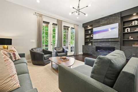 805 Corduroy Lane, Atlanta, GA 30312