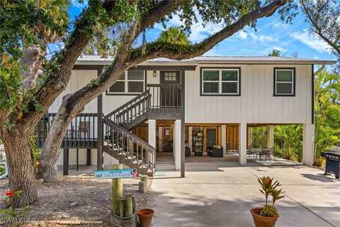 222 Mango Street, Fort Myers Beach, FL 33931