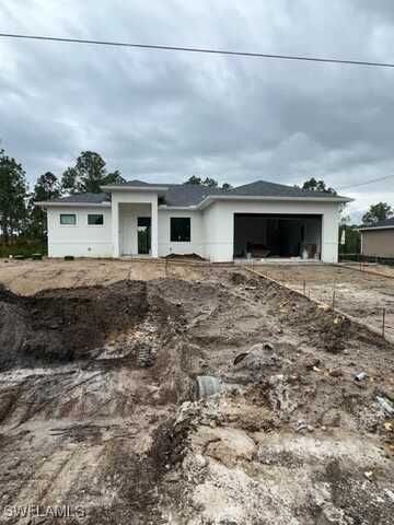 3211 41st Street W, Lehigh Acres, FL 33971