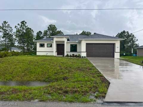 3211 41st Street W, Lehigh Acres, FL 33971