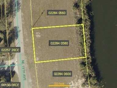 2517 NE 19th Avenue, Cape Coral, FL 33909