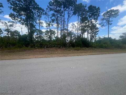 581 E Appaloosa Avenue, Montura Ranches, FL 33440