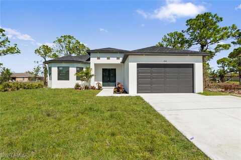2916 30th Street SW, Lehigh Acres, FL 33976