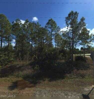 1100 Sheldon Avenue, Lehigh Acres, FL 33936