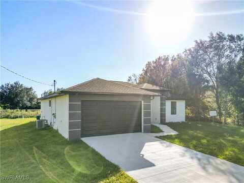 2708 Helen Place, Lehigh Acres, FL 33971