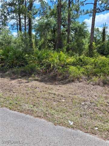 1702 8th Avenue, Lehigh Acres, FL 33972