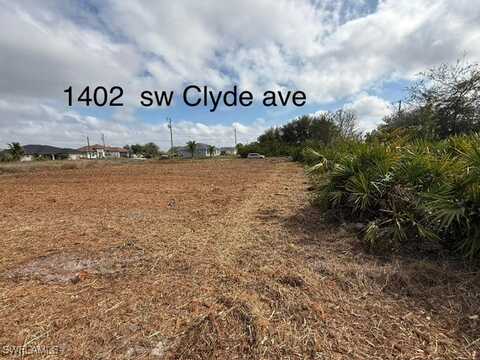 1402 Clyde Avenue S, Lehigh Acres, FL 33976