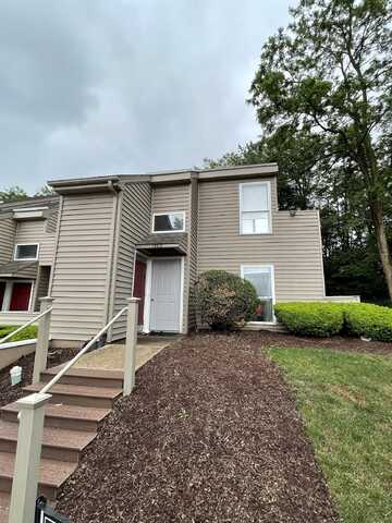 1382 BRADLEY DR, HARRISONBURG, VA 22801
