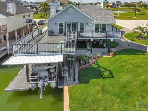 1303 Hawaii Drive, Tiki Island, TX 77554