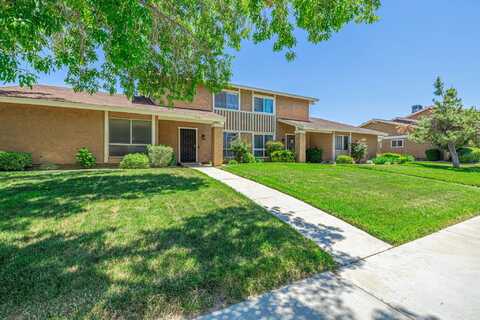 44156 W 30th Street, Lancaster, CA 93536