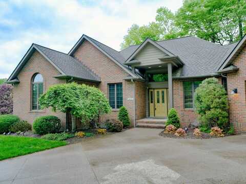 4132 STONE CREEK Drive, Erie, PA 16506