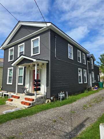 121 MYRTLE Street, Girard, PA 16417