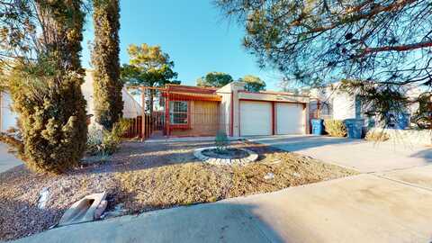 909 TEPIC Drive, El Paso, TX 79912