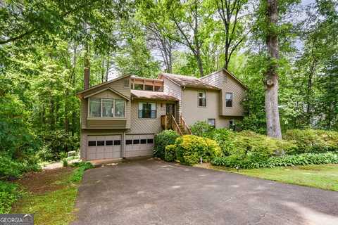 2261 Ravenwood, Marietta, GA 30066