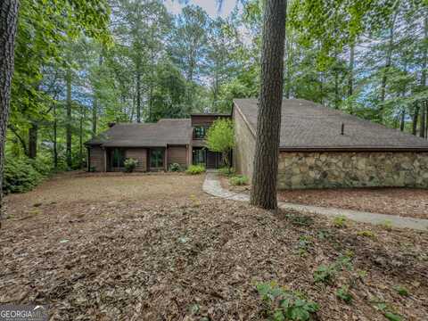 3835 Shawnee, Lilburn, GA 30047