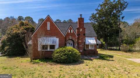 1589 Vernon, Lagrange, GA 30240