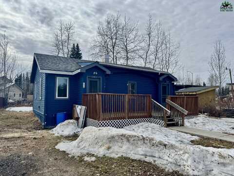 415 CRAIG AVENUE, fairbanks, AK 99701