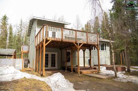 7049 SWEREN LOOP, Fairbanks, AK 99712
