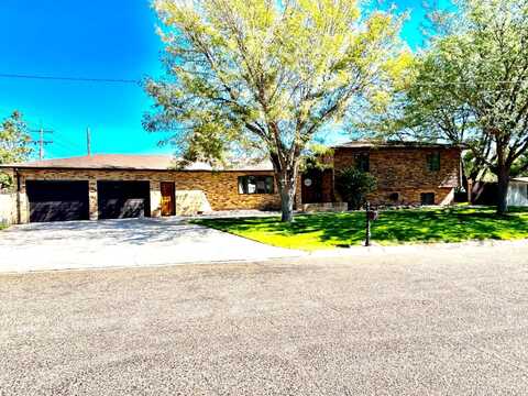 823 Colorado, Goodland, KS 67735