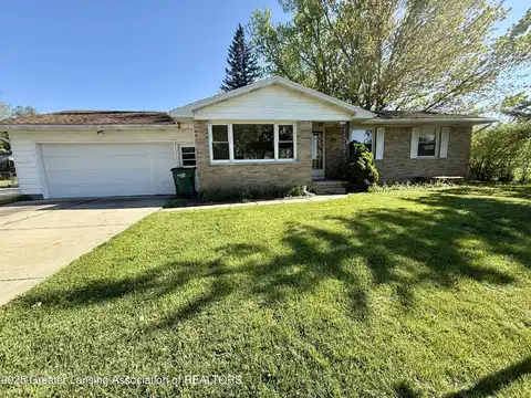 201 W Cavanaugh Road, Lansing, MI 48910