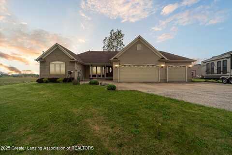8300 S Wacousta Road, Saint Johns, MI 48879