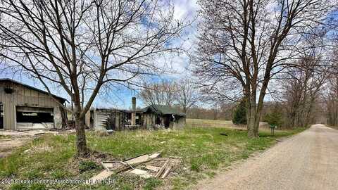 10882 Cedar Lake Road, Fenwick, MI 48834