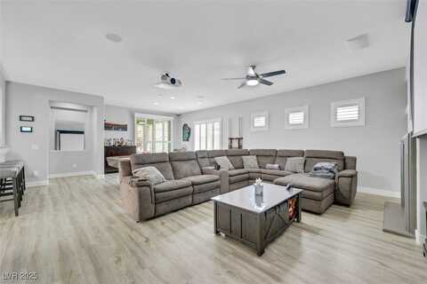 8836 Martin Downs Place, Las Vegas, NV 89131