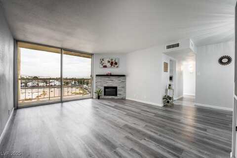 745 N Royal Crest Circle, Las Vegas, NV 89169