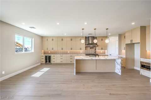 8316 Broad Peak Drive, Las Vegas, NV 89131
