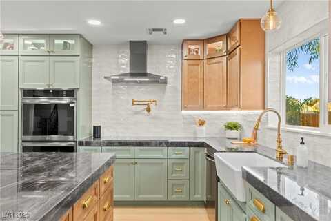 6920 Bradley Road, Las Vegas, NV 89131