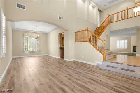 10013 Scenic Walk Avenue, Las Vegas, NV 89149