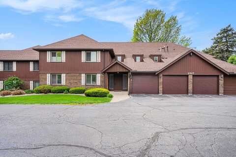 2517 E Lakeshore Drive, Crown Point, IN 46307