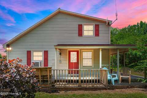 4305 Dixon Road, Robersonville, NC 27871
