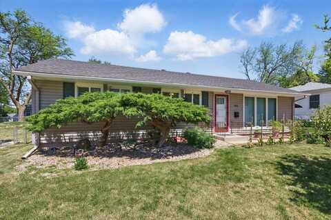 7616 Western Avenue, Omaha, NE 68114
