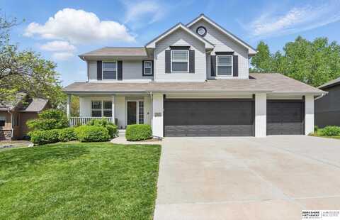 8506 S 102nd Street, La Vista, NE 68128