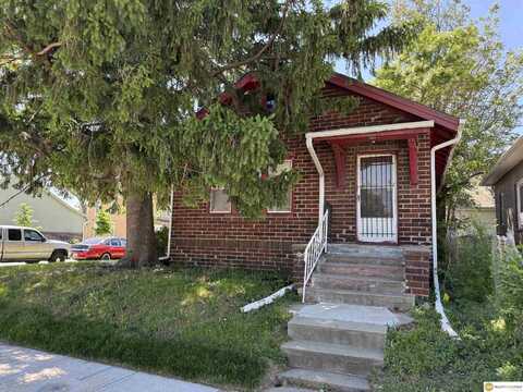 1801 Miami Street, Omaha, NE 68110