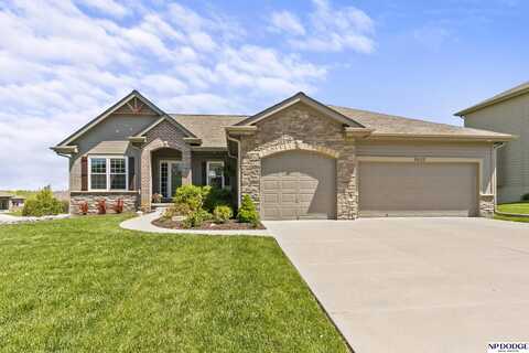 9823 Rosewater Parkway, Bennington, NE 68007