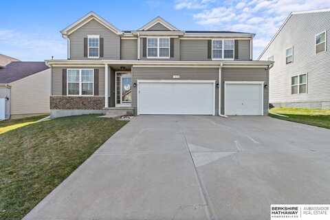9002 N 156th Avenue, Bennington, NE 68007