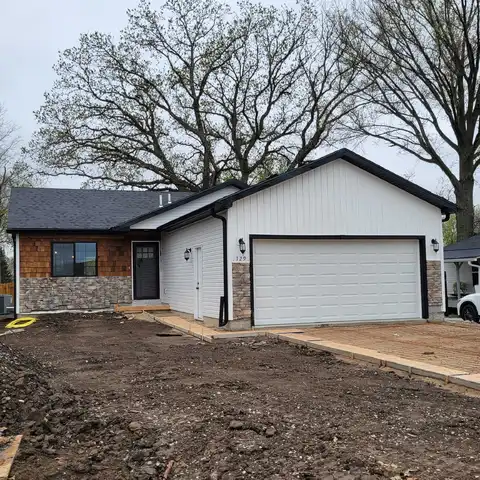 129 E 5th Street, Valparaiso, NE 68065
