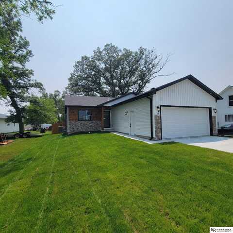 129 E 5th Street, Valparaiso, NE 68065