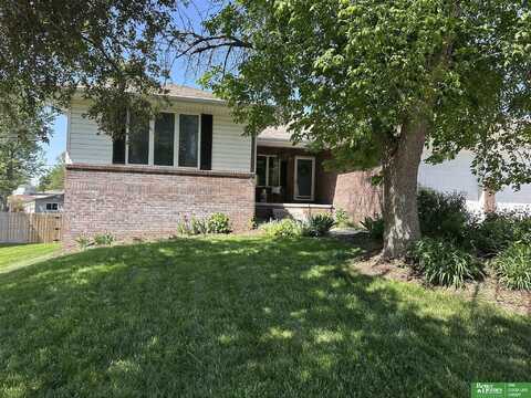 380 Chestnut Street, Springfield, NE 68059