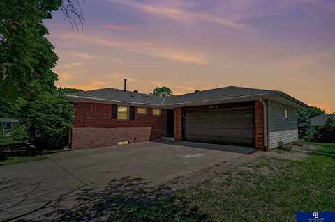3940 N 17th Street, Lincoln, NE 68521