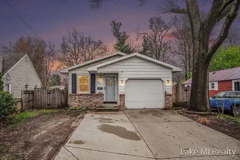 918 34th Street SW, Wyoming, MI 49509